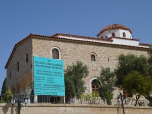 Didim’de 190 yıllık tarihi camii yeniden ibadete açıldı