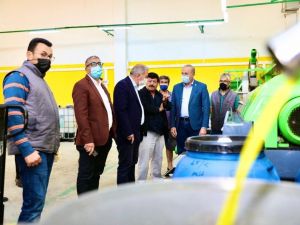 Başkan Atabay zeytinyağı fabrikalarını ziyaret etti