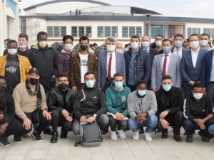 Rektör Uysal, TÖMER öğrencileriyle buluştu