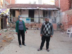 Deprem kurnazlığı