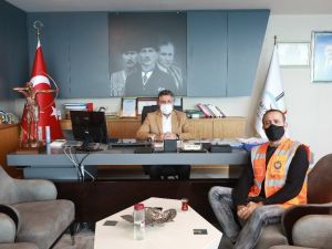 Haluk Levent, depremzede 20 aileye kira desteğinde bulunacaklarını açıkladı