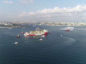 Kanuni sondaj gemisi Karadeniz’e uğurlandı
