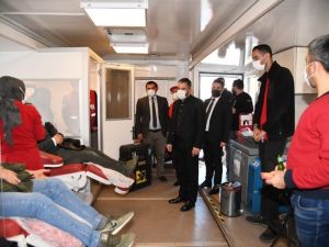 Başkan Ertuğrul Çetin’den Kızılay’a anlamlı destek