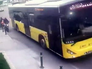 Sarıyer’de motosiklet kazası kamerada
