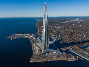 ‘Yılın Gökdeleni Ödülü’nü Rönesans aldı