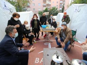 Depremin vurduğu Bayraklı’da ev eşyası kampanyası başladı