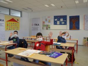 TİKA’dan Karadağ’da bilgisayarlı eğitime destek