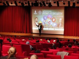 Başakşehirli öğretmenler sosyal medya öğreniyor
