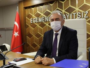 Başkan Böcek, Hacıarifoğlu’nu görevden aldı