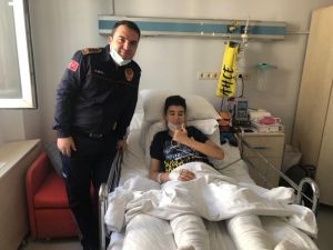Depremzede Günay Özışık, kahramanını ağırladı