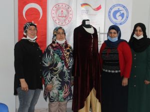 Hayallerini gelinlik ve bindallıda birleştirdiler