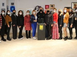 İyilik İçin Sanat Derneği karma sergisi ile Step İstanbul’da