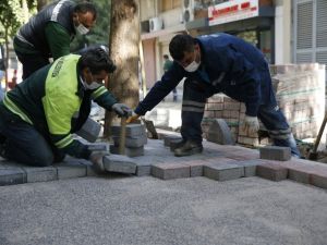Alsancak ve Kahramanlar’a yenilenmiş sokaklar