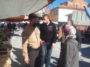 Emet pazarında Korona virüs denetimi