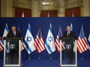 Pompeo’dan işgal altındaki Batı Şeria’da yasa dışı Yahudi yerleşim yerine ziyaret