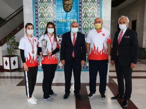 Keçiören’in Yıldızları’nda dart sporu masaya yatırıldı
