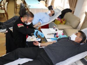 Aydın’da orman çalışanları kan bağışında bulundu