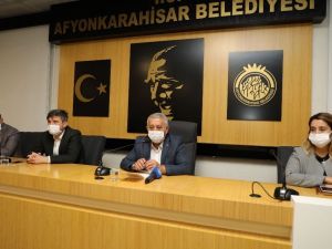 Başkan Zeybek’ten mahalle muhtarlarına korona virüs uyarısı!