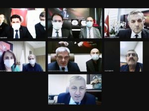 Bakan Koca, 7 ilin sağlık müdürü ile video konferansta bir araya geldi