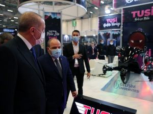 Cumhurbaşkanı Erdoğan, uçan araba TUSİ’yi inceledi