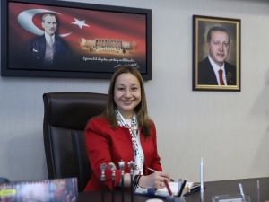 AK Partili Bakbak’ın Öğretmenler Günü Mesajı