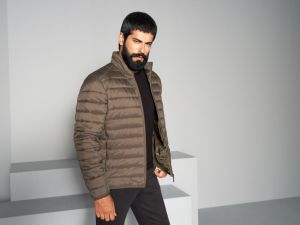 Erkek giyiminde yıl sonu indirimleri uygulanıyor