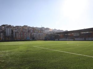 Alibeyköy Stadı yenilendi