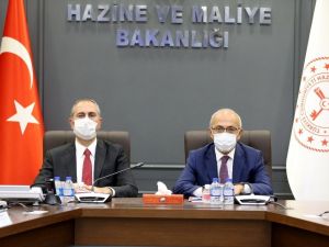 Bakan Elvan, Adalet Bakanı Abdulhamit Gül ile bir araya geldi