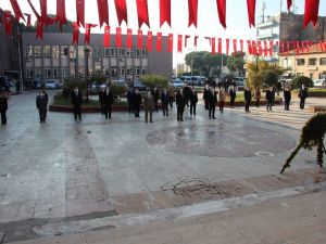 Öğrenciler olmayınca öğretmenler günü buruk kutlandı