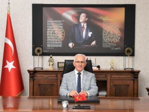 Mahmut Oğuz; “Çocuklarımız, iyi bir insan ve iyi bir vatandaş olmayı sizden öğrenmektedir”
