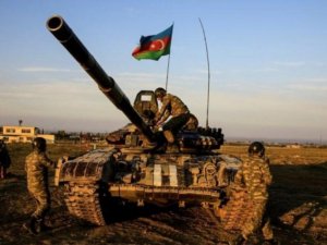 Azerbaycan ordusu Kelbecer’e girdi