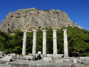 M.Ö. 4.yüzyılda kurulan ilk planlı şehir, Priene