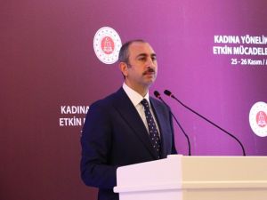 Bakan Gül’den Libya’ya seyreden ticari gemiye yapılan müdahaleye tepki