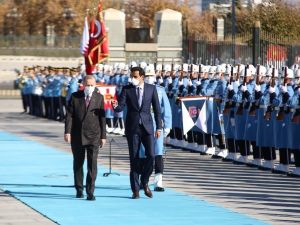 Cumhurbaşkanı Erdoğan, Katar Emiri Al Sani’yi resmi tören ile karşıladı