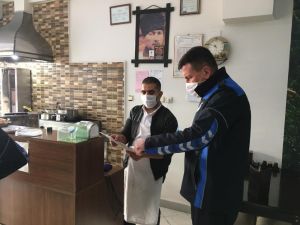 Salihli’de zabıta ekiplerinden işletmelere korona virüs denetimi
