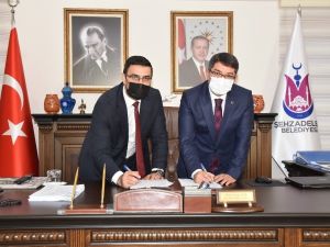 Şehzadeler Belediyesinde imzalar şirket personelleri için atıldı