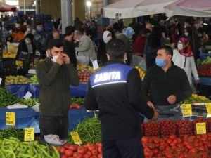 Vakaların arttığı İzmir’de pazar yerlerindeki denetimler sıklaştırıldı