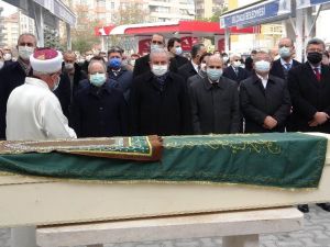TBMM Başkanı Şentop ve Bakan Gül Konya’da cenazeye katıldı