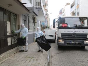 Efeler Belediyesi, karantinadaki vatandaşların yardımına koşuyor
