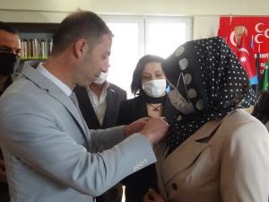 MHP Diyarbakır Kadın Kolları Başkanı değişti, Milliyetçi Anneler Birliği toplu olarak partiye katıldı