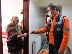 Belediye personeli halkın emrinde