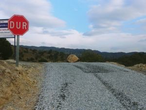 Büyükşehir, Koçarlı’daki levhaları yeniliyor