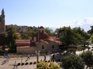 Vaka artışı yüzde 50 sınırına yaklaşan Antalya’da camilerden korona virüs uyarısı