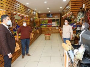 Başkan Kayalar’dan esnafa moral ziyareti