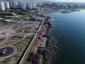 Mavişehir’deki kıyı projesi sürüyor