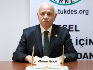 Özel hastaneler fiyat listelerini panolara yansıtmakla yükümlüdür
