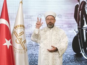 Diyanet İşleri Başkanı Erbaş, Dünya Engelliler Günü’nde işaret diliyle video paylaştı