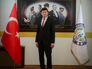 Başkan Özcan zirveyi bırakmadı
