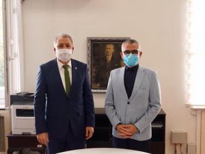 Egeli akademisyenin uluslararası projesi Covid-19 dahil pek çok hastalığa ışık tutacak