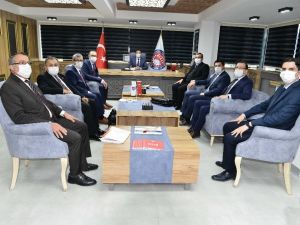 DTO sosyal medya üzerinden yeniden yapılandırmayı anlattılar